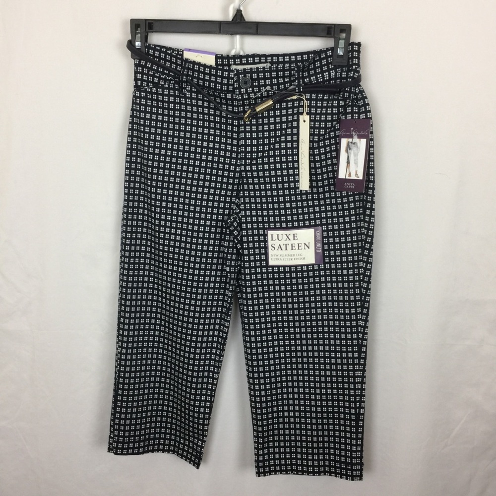 NWT Gloria Vanderbilt Anita Capris Pants